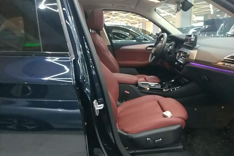 Used BMW iX3 2024 Leading Type Right Front Seat