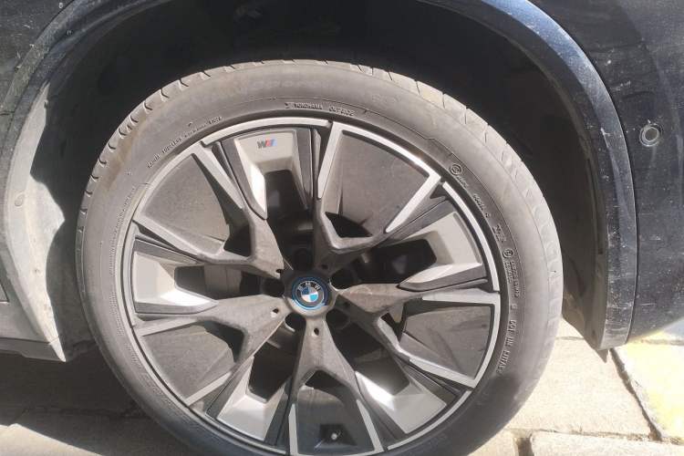 Used BMW iX3 2024 Leading Type Right Front Wheel Hub