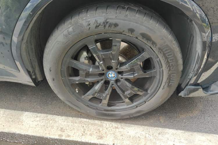 Used BMW iX3 2024 Leading Model Right Front Wheel Hub