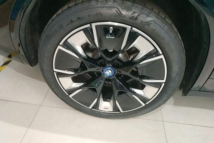 Used BMW iX3 2024 Leading Type Right Rear Wheel Hub