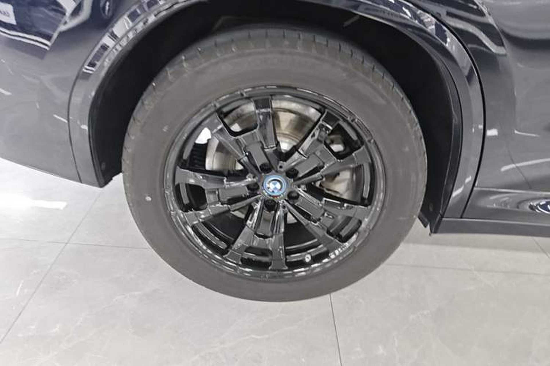 Used BMW iX3 2024 Leading Model Right Rear Wheel Hub
