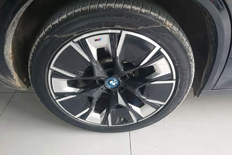 Used BMW iX3 2024 Leading Type Right Rear Wheel Hub