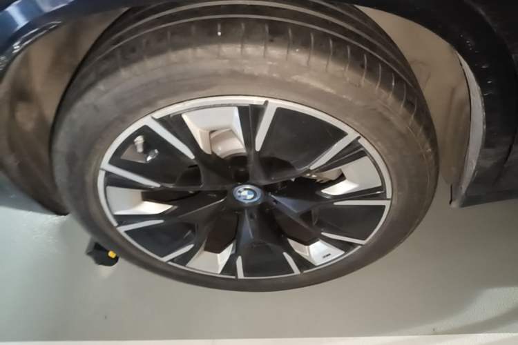 Used BMW iX3 2024 Leading Type Right Rear Wheel Hub