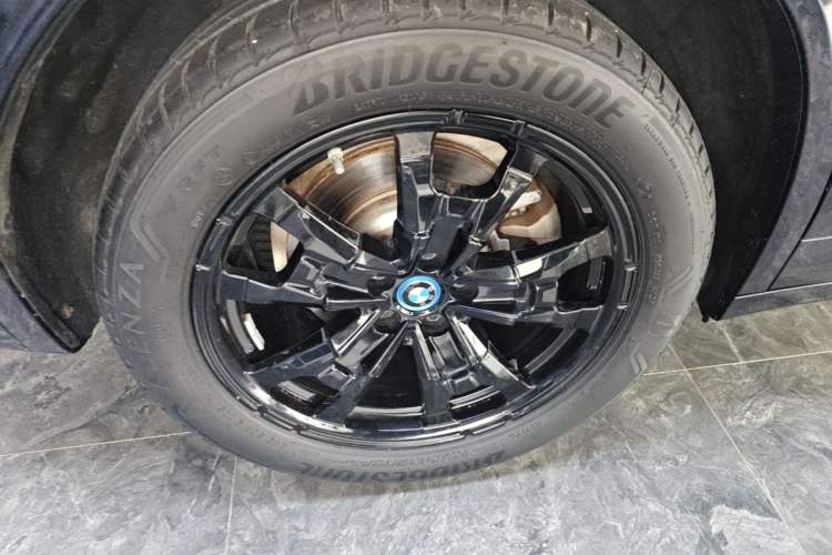 Used BMW iX3 2024 Leading Model Right Rear Wheel Hub