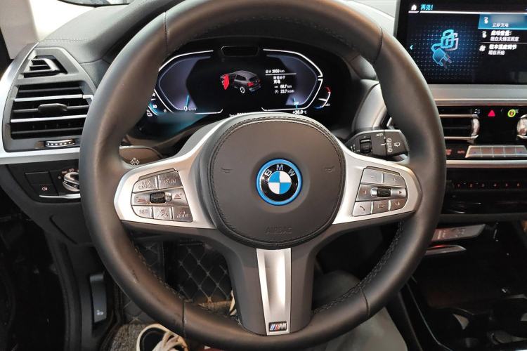 Used BMW iX3 2024 Leading Type Steering Wheel