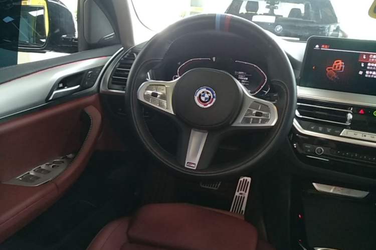 Used BMW iX3 2024 Leading Type Steering Wheel