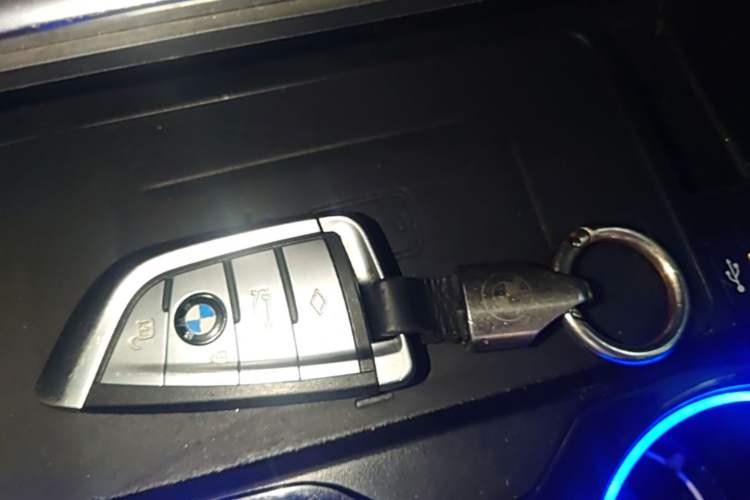 Used BMW iX3 2024 Leading Type Vehicle Key