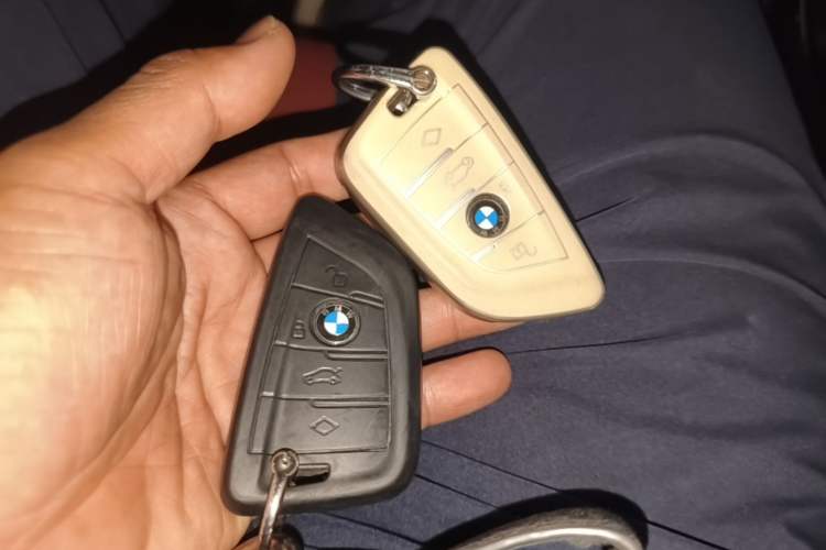 Used BMW iX3 2024 Leading Model Vehicle Key