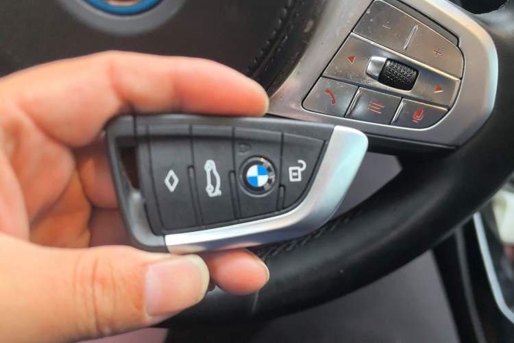 Used BMW iX3 2024 Leading Model Vehicle Key