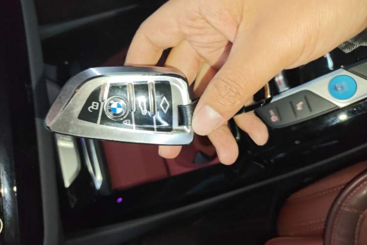 Used BMW iX3 2024 Leading Model Vehicle Key