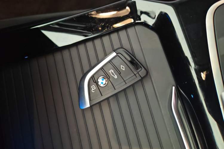 Used BMW iX3 2024 Leading Model Vehicle Key