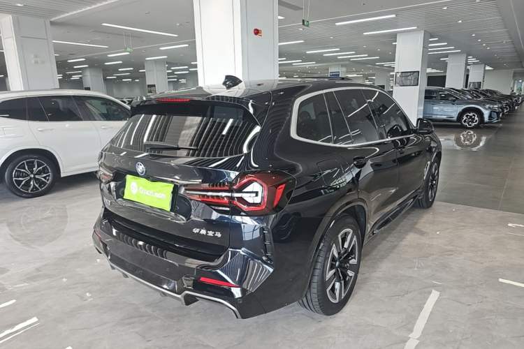 Used BMW iX3 2024 Leading Model Rear Right 45 Deg