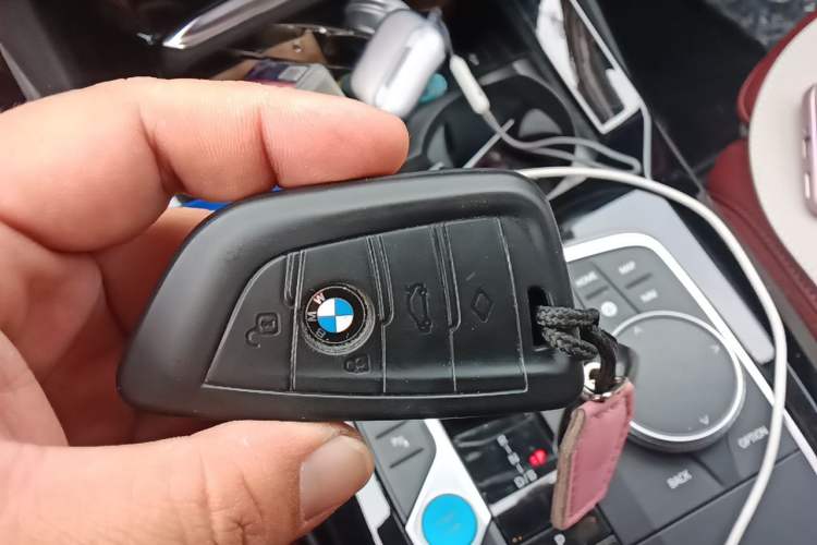 Used BMW iX3 2024 Leading Model Vehicle Key