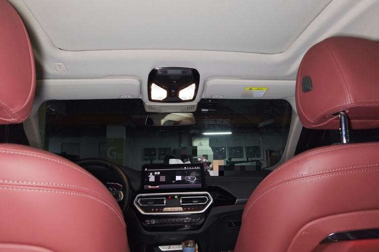 Used BMW iX3 2024 Leading Model Headliner