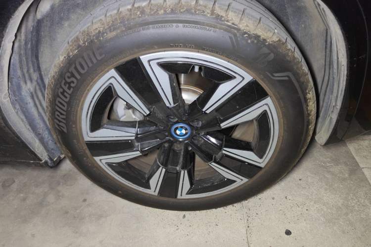 Used BMW iX3 2024 Leading Model Right Front Wheel Hub