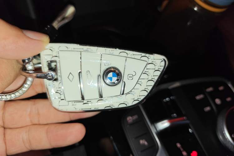 Used BMW iX3 2024 Leading Model Vehicle Key