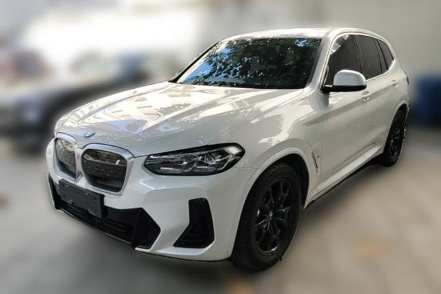 Używany BMW iX3 2024 Leading Model