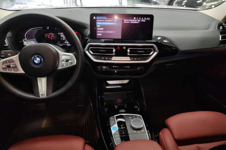 Used BMW iX3 2024 Leading Model Audio And AC Panel