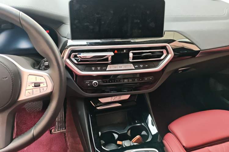 Used BMW iX3 2024 Leading Model Audio And AC Panel