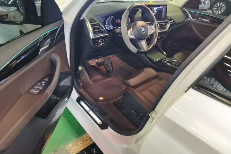Used BMW iX3 2024 Leading Model Driver Seat