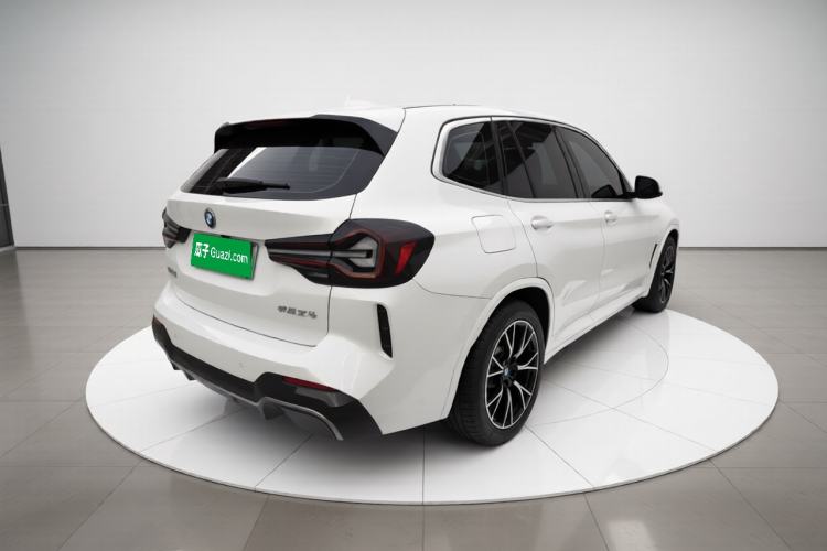 Used BMW iX3 2024 Leading Model Exterior 5