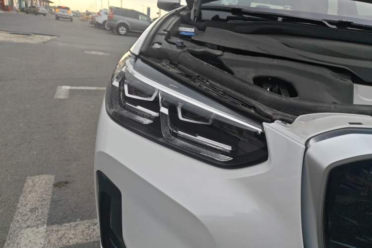 Used BMW iX3 2024 Leading Model Exterior 6