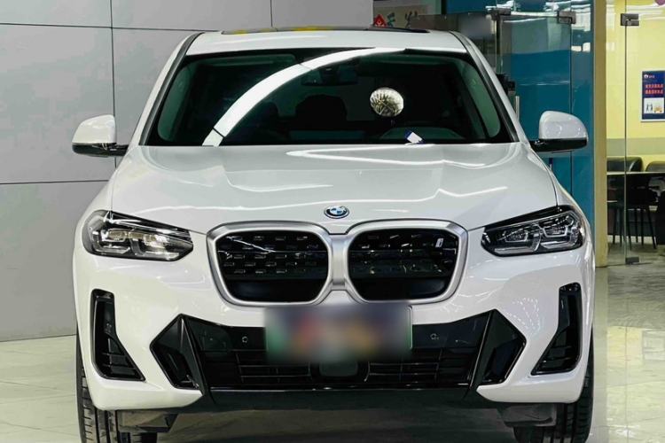 Used BMW iX3 2024 Leading Model Exterior 7