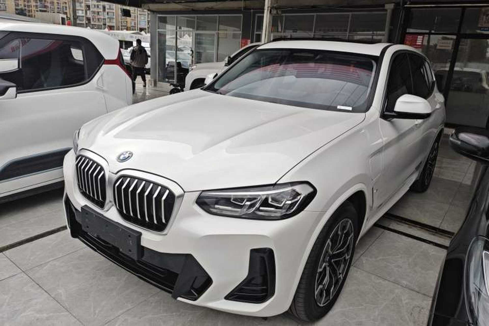 Used BMW iX3 2024 Leading Model Front Left 45 Deg