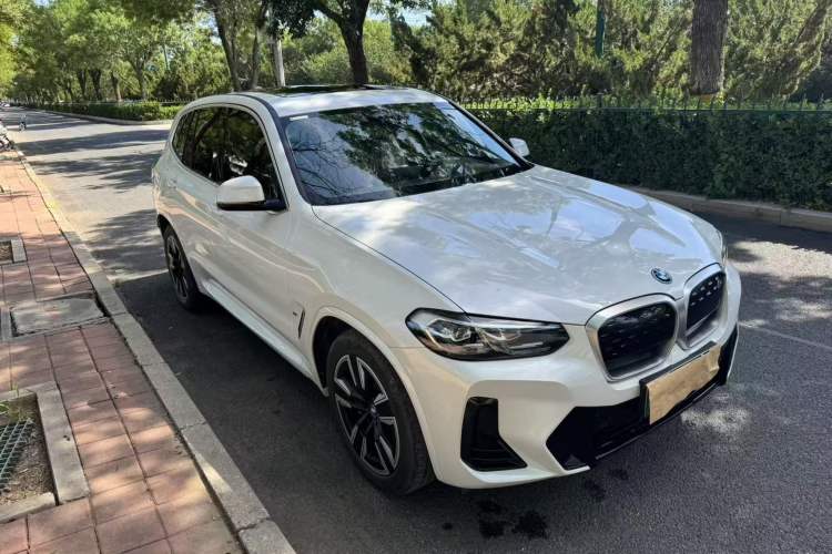 Used BMW iX3 2024 Leading Model Front Right 45 Deg
