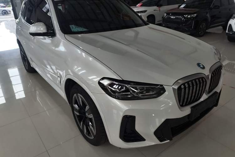 Used BMW iX3 2024 Leading Model Front Right 45 Deg