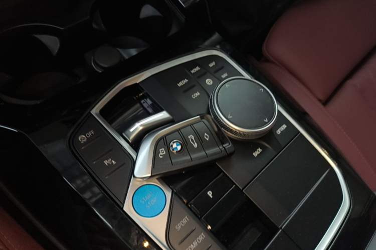 Used BMW iX3 2024 Leading Model Interior 1
