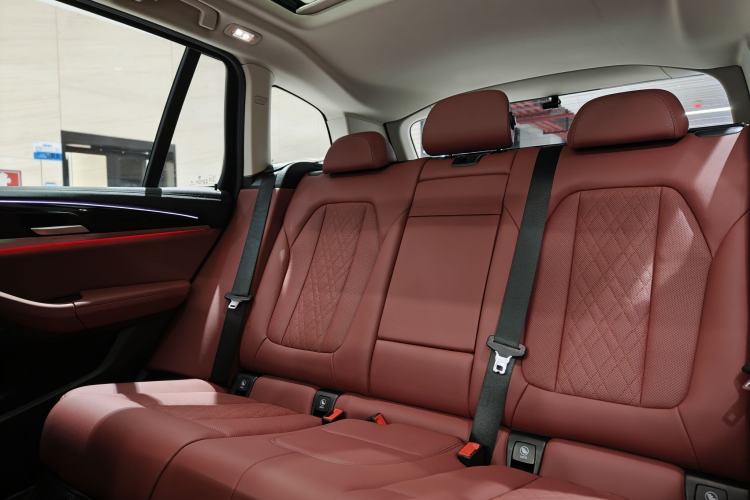 Used BMW iX3 2024 Leading Model Interior 10