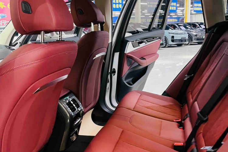 Used BMW iX3 2024 Leading Model Interior 3