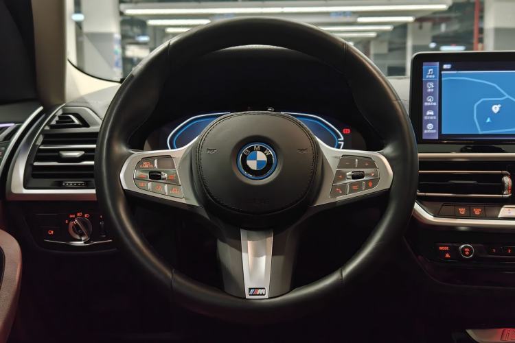 Used BMW iX3 2024 Leading Model Interior 8