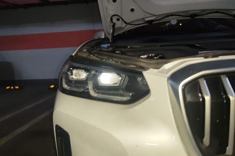 Used BMW iX3 2024 Leading Model Right Front Headlight