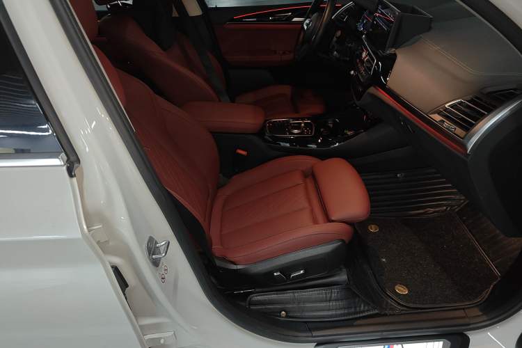 Used BMW iX3 2024 Leading Model Right Front Seat
