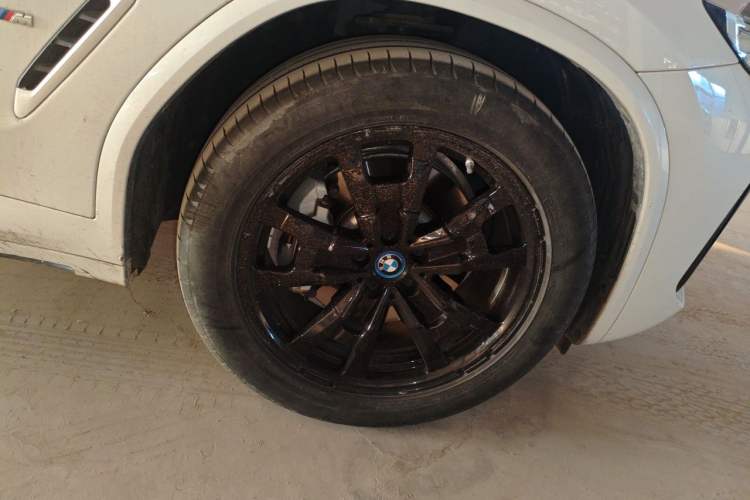 Used BMW iX3 2024 Leading Model Right Front Wheel Hub