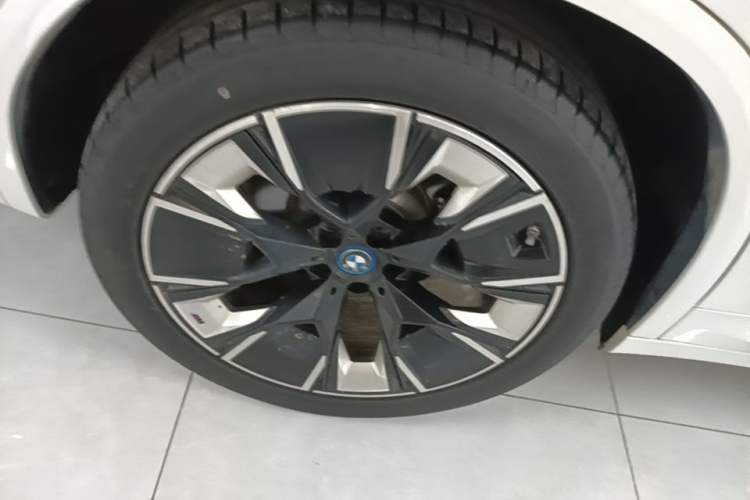 Used BMW iX3 2024 Leading Type Right Rear Wheel Hub