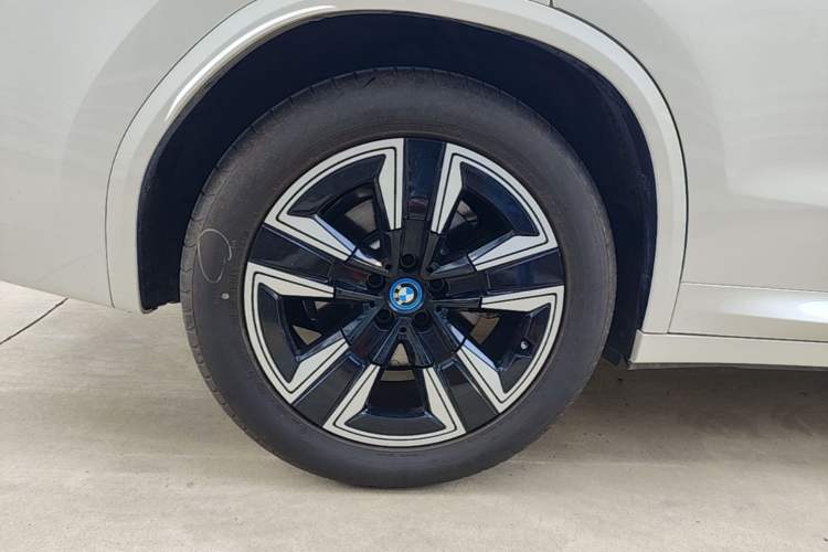 Used BMW iX3 2024 Leading Model Right Rear Wheel Hub