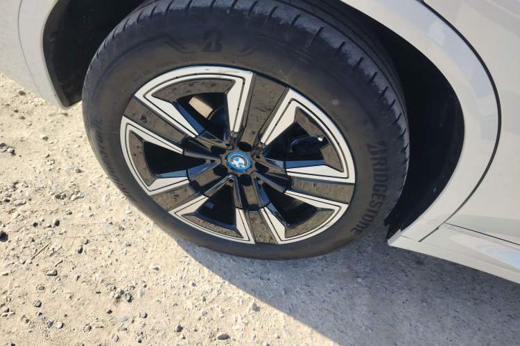 Used BMW iX3 2024 Leading Model Right Rear Wheel Hub