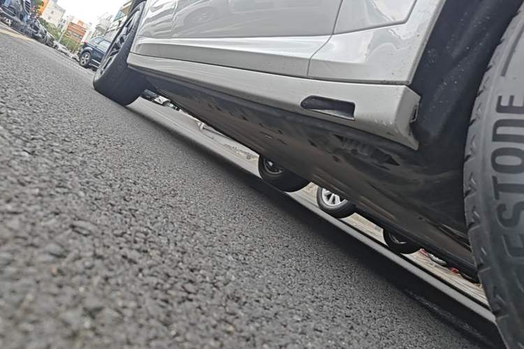 Used BMW iX3 2024 Leading Model Right Side Sill