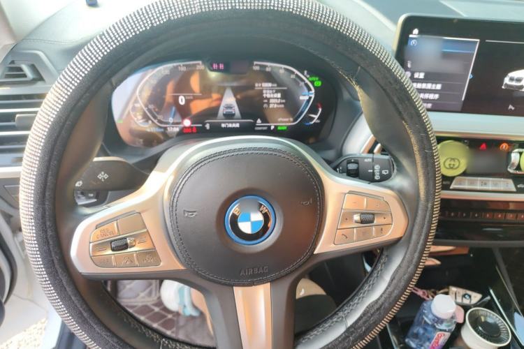 Used BMW iX3 2024 Leading Type Steering Wheel