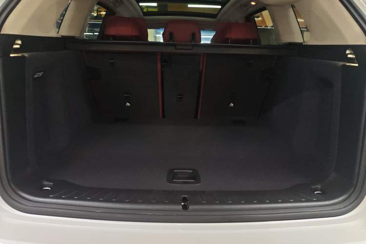Used BMW iX3 2024 Leading Type Trunk
