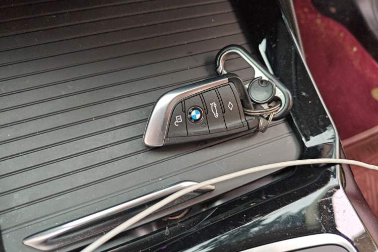 Used BMW iX3 2024 Leading Type Vehicle Key