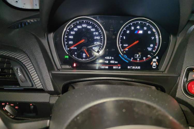 Used BMW M2 2016 M2 Odometer Close Up