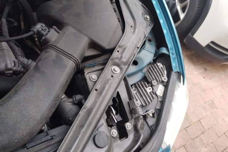 Used BMW M2 2016 M2 Engine Bay Left