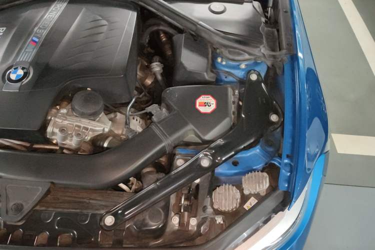 Used BMW M2 2016 M2 Engine Bay Left