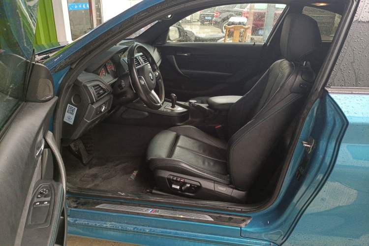 Used BMW M2 2016 M2 Interior 3