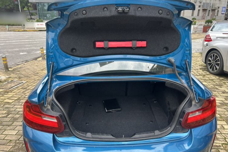 Used BMW M2 2016 M2 Interior 9