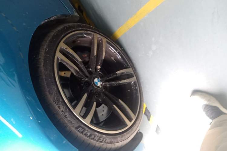 Used BMW M2 2016 M2 Left Front Wheel Hub